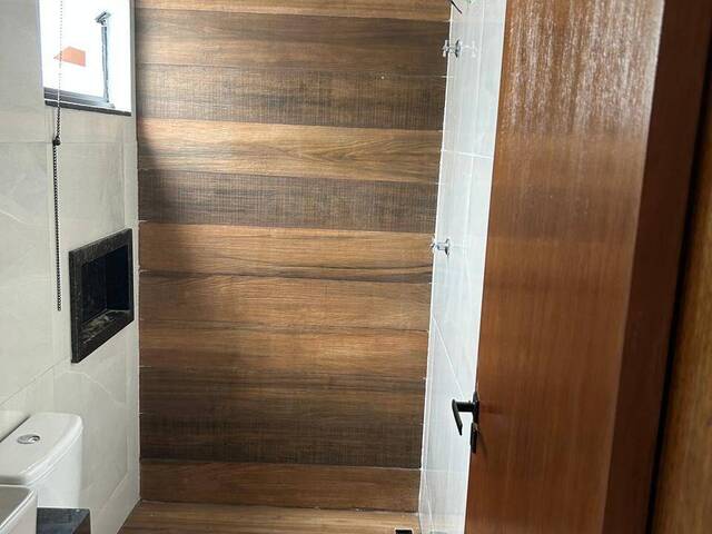 #2340 - Casa para Venda em Pindamonhangaba - SP